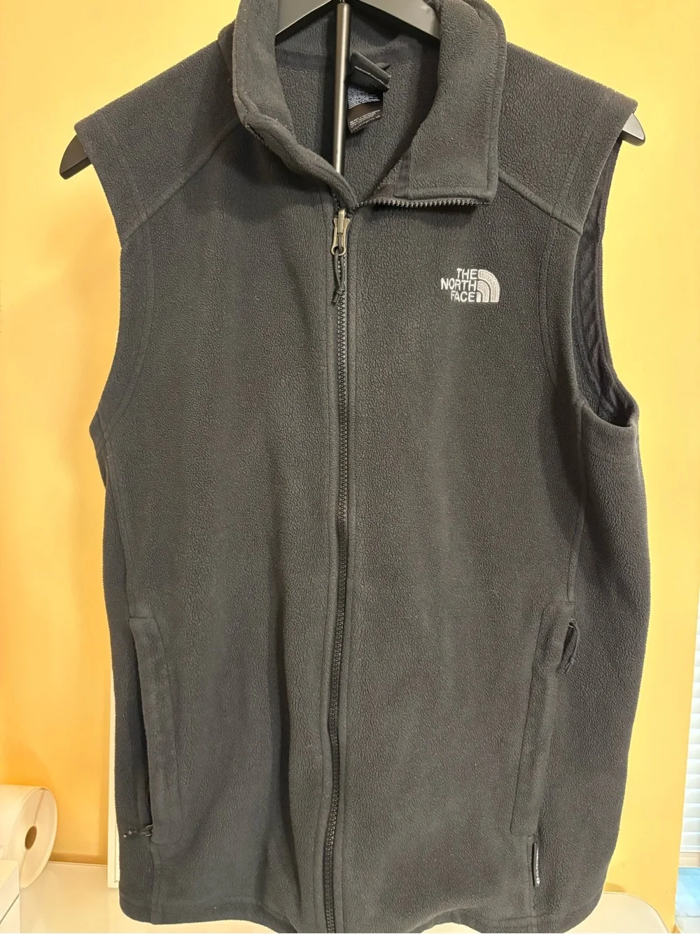 The North Face Men's Black Fleece Vest Lg